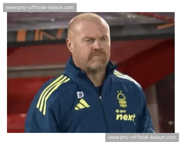 诺丁汉森林主帅肖恩戴奇下课，赛季三换帅保级失败